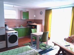 Voll ausgestattete Küche der Ferienwohnung Am Wiesenweg